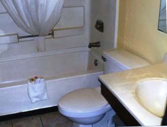 Super Inn Lodge West Chambre photo